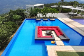 Casa Quinta Vacacional con Jacuzzi y Piscina Privada en Anapoima